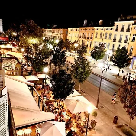 Apartment De Luxe : Le Petit Trianon Au Coeur D'aix-en-provence
