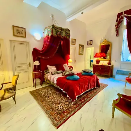 Apartment De Luxe : Le Petit Trianon Au Coeur D'aix-en-provence *
